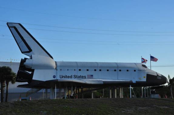 Réplica de um ônibus espacial, no Kennedy Space Center, no Cabo Canaveral, na Flórida - EUA
